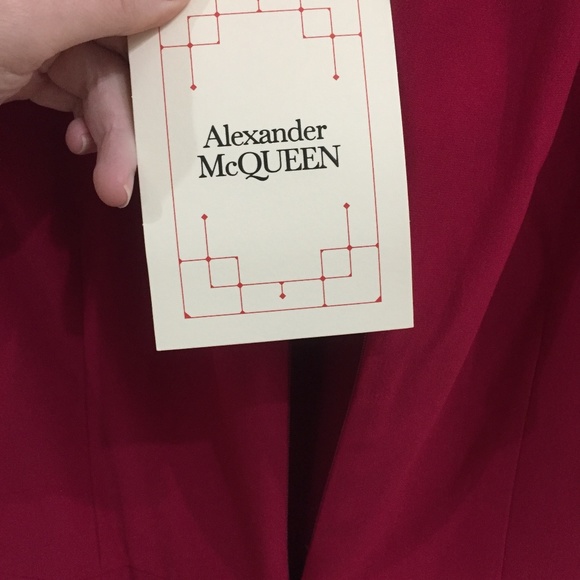 ASO Kate Middleton Alexander McQueen Dress - Picture 10 of 14